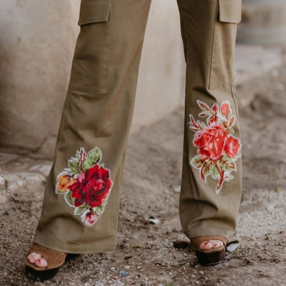 NWT Rodeo Quincy Rancho Rosa Pants - Picture 4 of 10